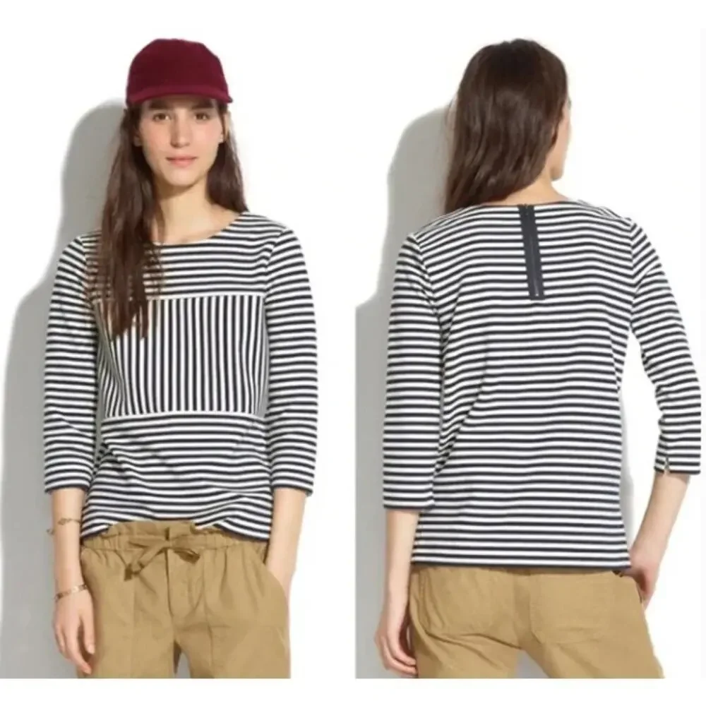 Madewell Navy Blue & Off-White Striped 3/4 Sleeve Textured Top Size: Medium